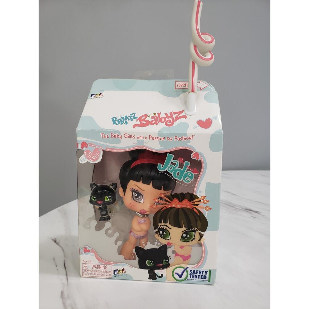 SEALED NEW Bratz Babyz Milk Carton Jade Black Cat pet‎ baby